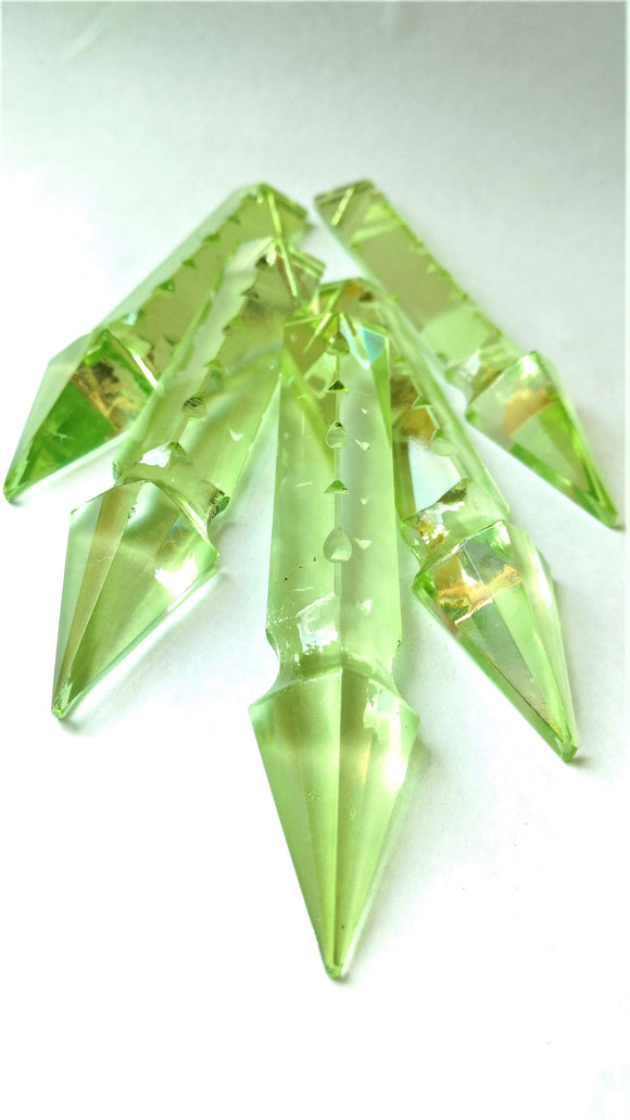 Spring Green Spear Chandelier Crystals, Pack of 5 - ChandelierDesign